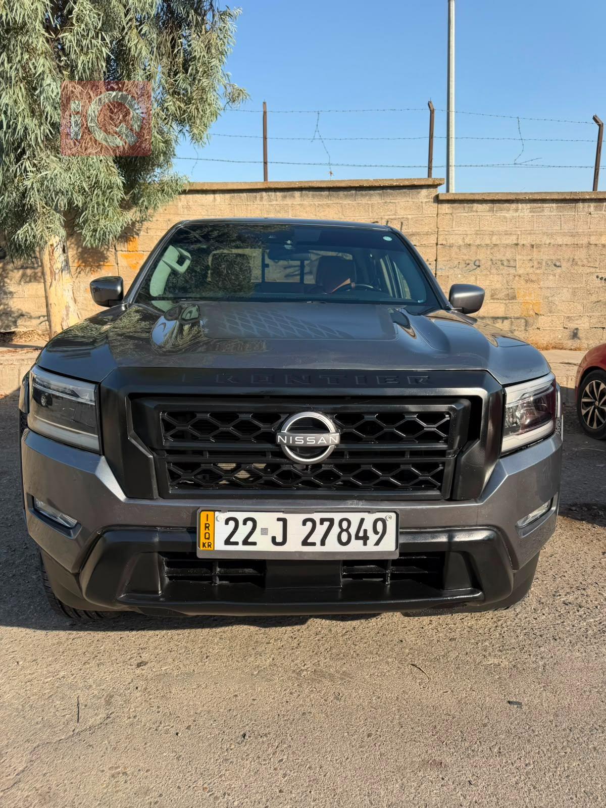 نيسان فرونتير